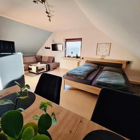 Grosse In Der Naehe Von Hamburg * Horst (Steinburg)